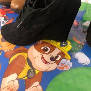 Women's 8.5 Wedges